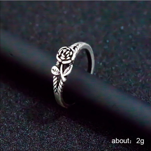 New Vintage Rose Flower Shape Women’s Ring - Picture 5 of 6